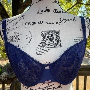 Chantelle Navy lace bra with brand plate on front - measures Band 30B or 30C